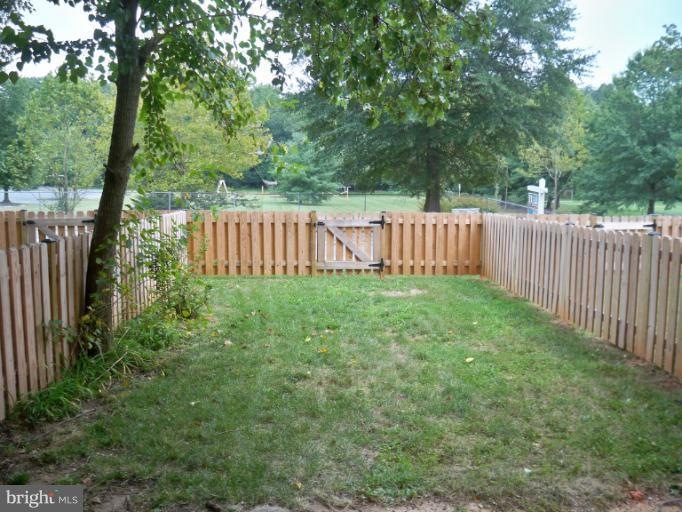 11507 Laurelwalk Dr, Laurel, MD 20708 - photo 1