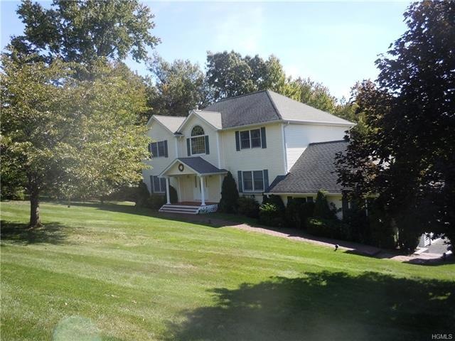 8 Farmor Ln, Carmel, NY 10512 - photo 1