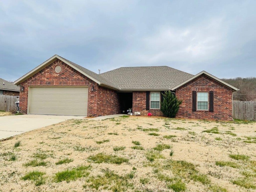 1290 Silver Oak St, Elkins, AR 72727 - photo 1