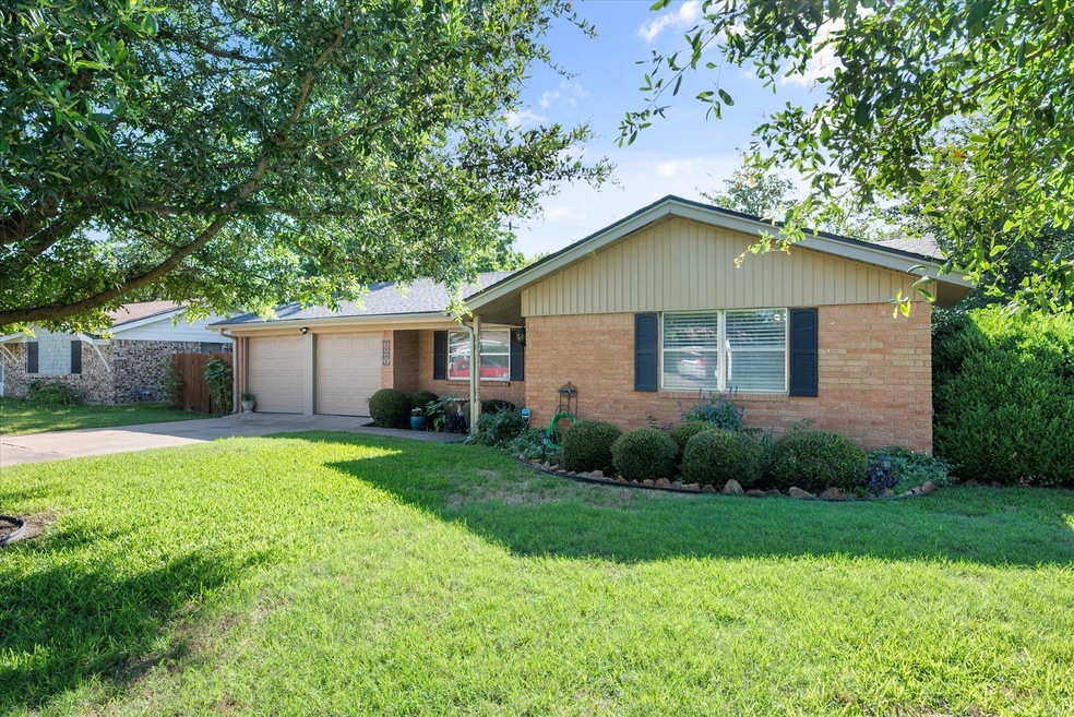 800 S Kate St, Fort Worth, TX 76108 - photo 1