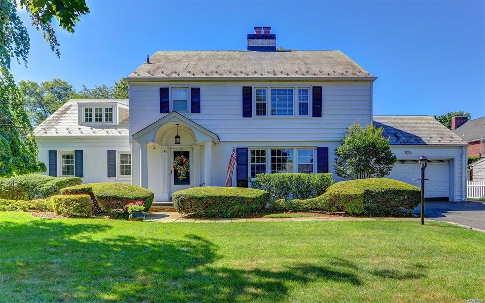 144 Cambridge Ave, Garden City, NY 11530 - photo 1