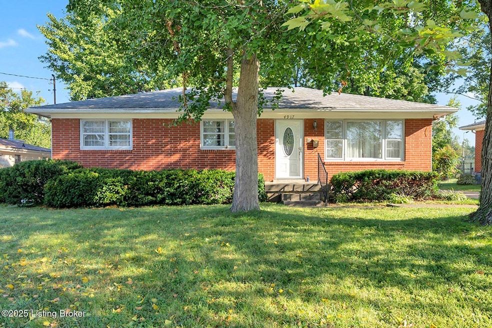 4917 Ronwood Dr, Louisville, KY 40219 - photo 1
