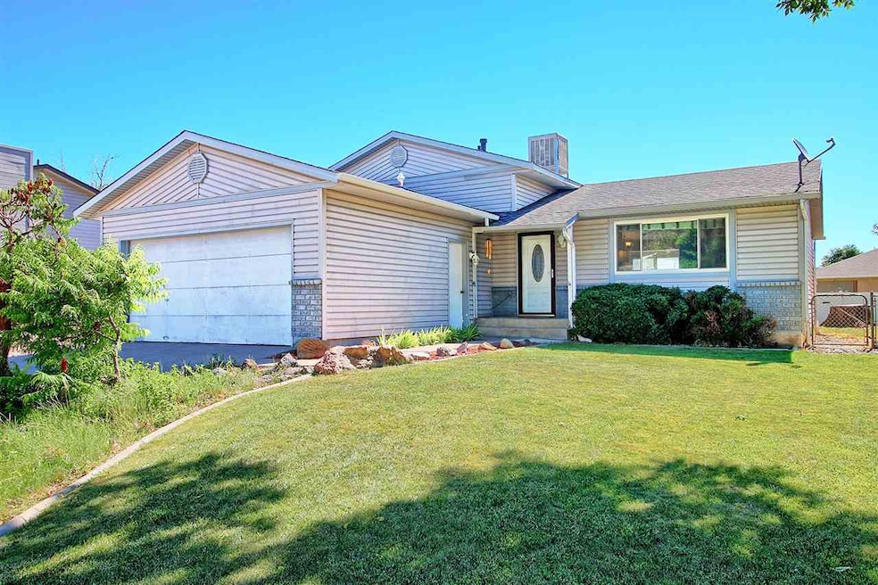 634 29 1/4 Rd, Grand Junction, CO 81504 - photo 1