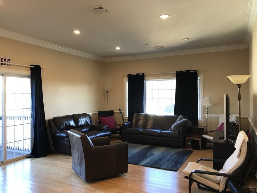 473 Revere Beach Pkwy unit 8, Revere, MA 02151 - photo 1