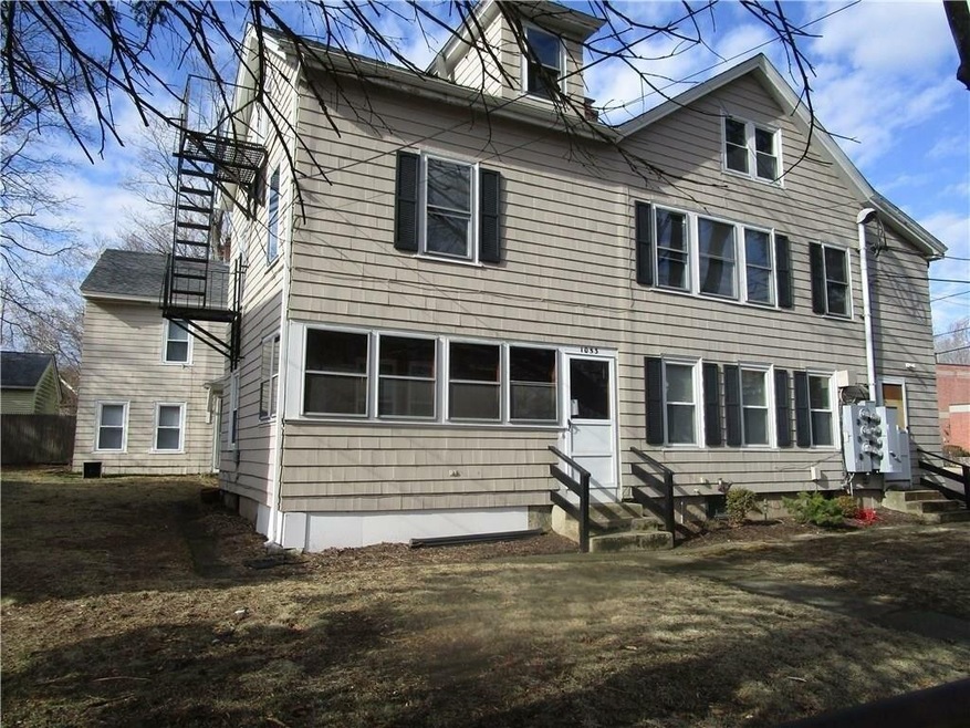 Exterior Front
