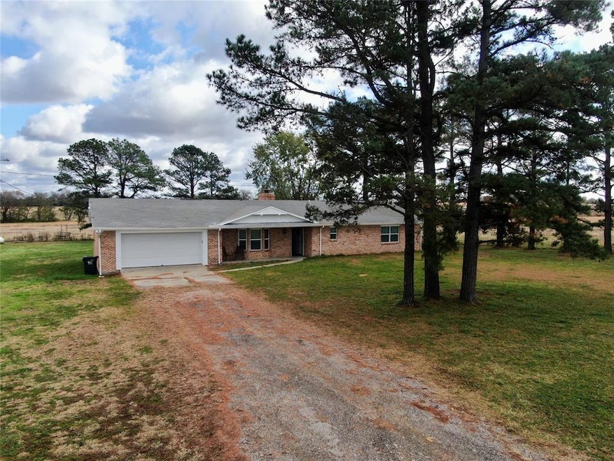 11086 N 368 Rd, Okemah, OK 74859 - photo 1