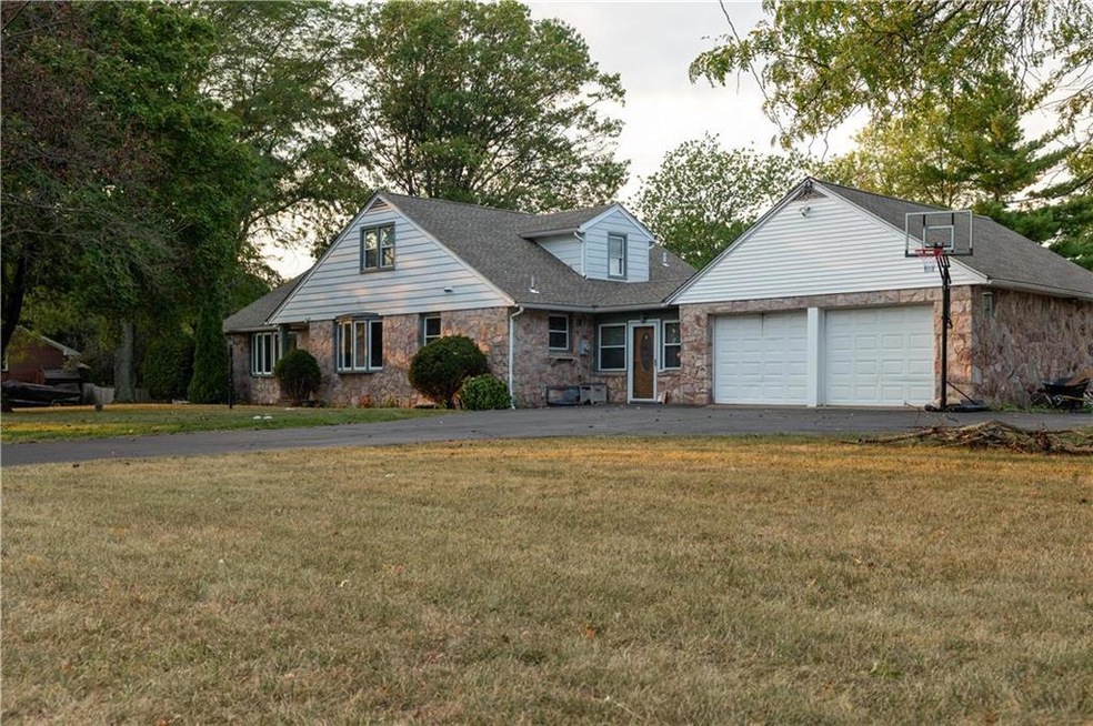 765 E Pumping Station Rd, Quakertown, PA 18951 - photo 1