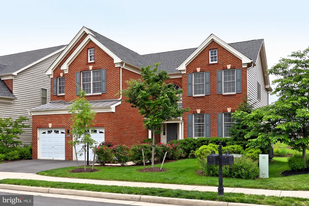 43139 Ashley Green Dr, Ashburn, VA 20148 - photo 1