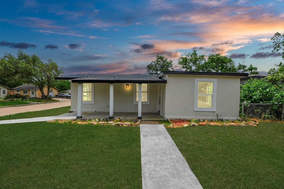 For Rent $2,000/month