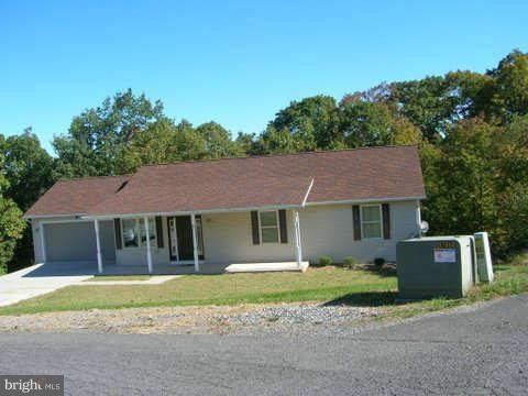 317 Ashland Dr, Ridgeley, WV 26753 - photo 1