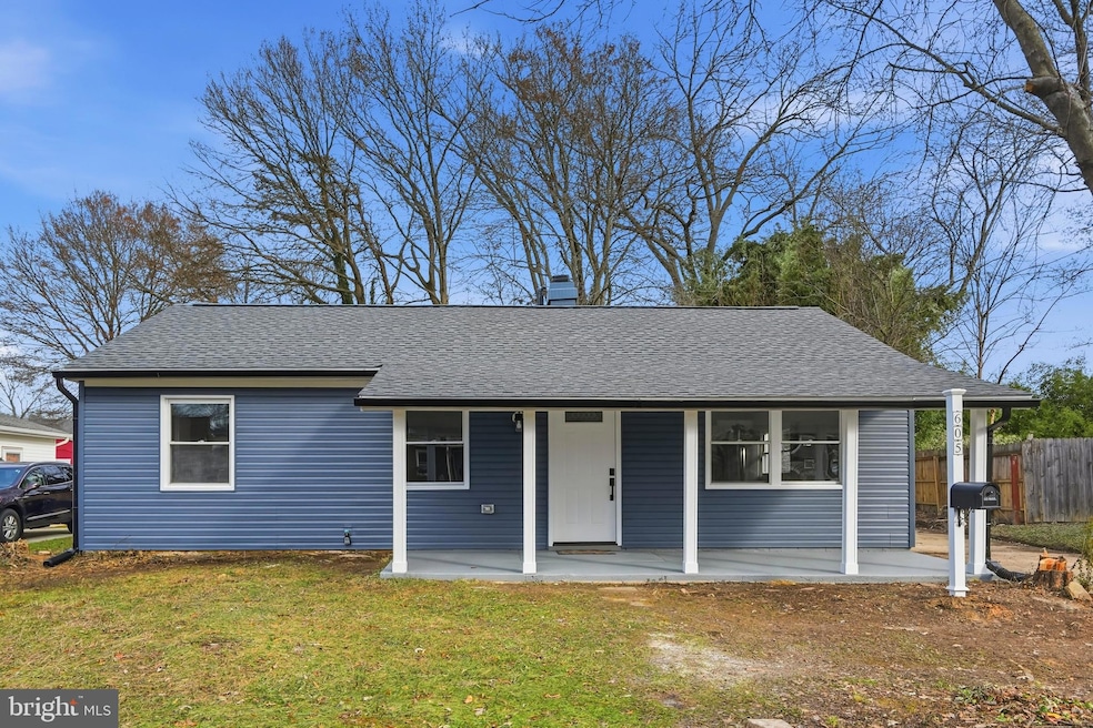 For Sale $325,000 • Co-Listing Agent