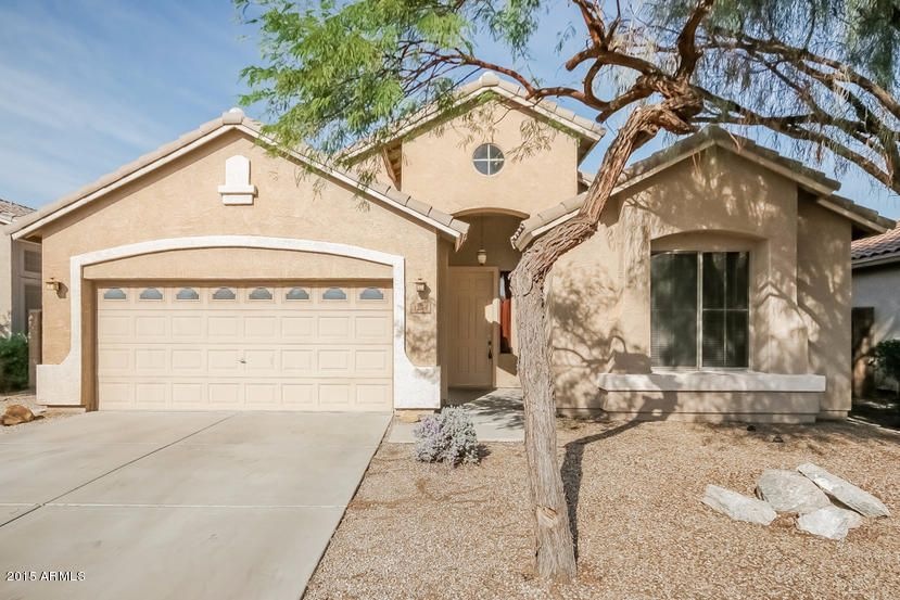 001-Exterior-2177267-small