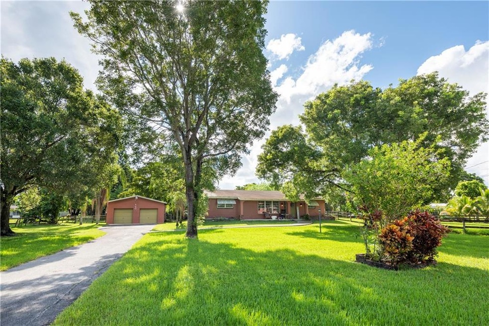 1920 SW 117th Ave, Davie, FL 33325 - photo 1