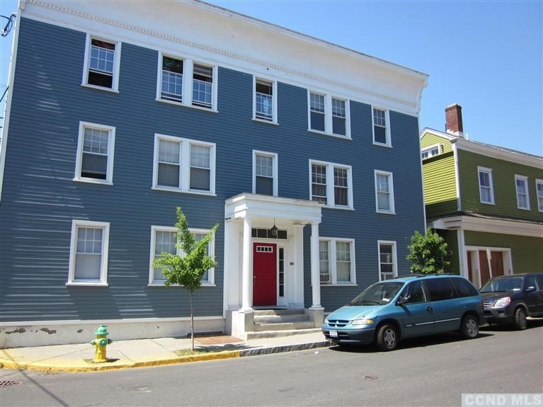 11 S 2nd St unit 3, Hudson, NY 12534 - photo 1