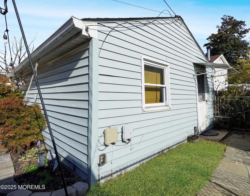 89 Church St unit Rear Cottage, Keyport, NJ 07735 - photo 1