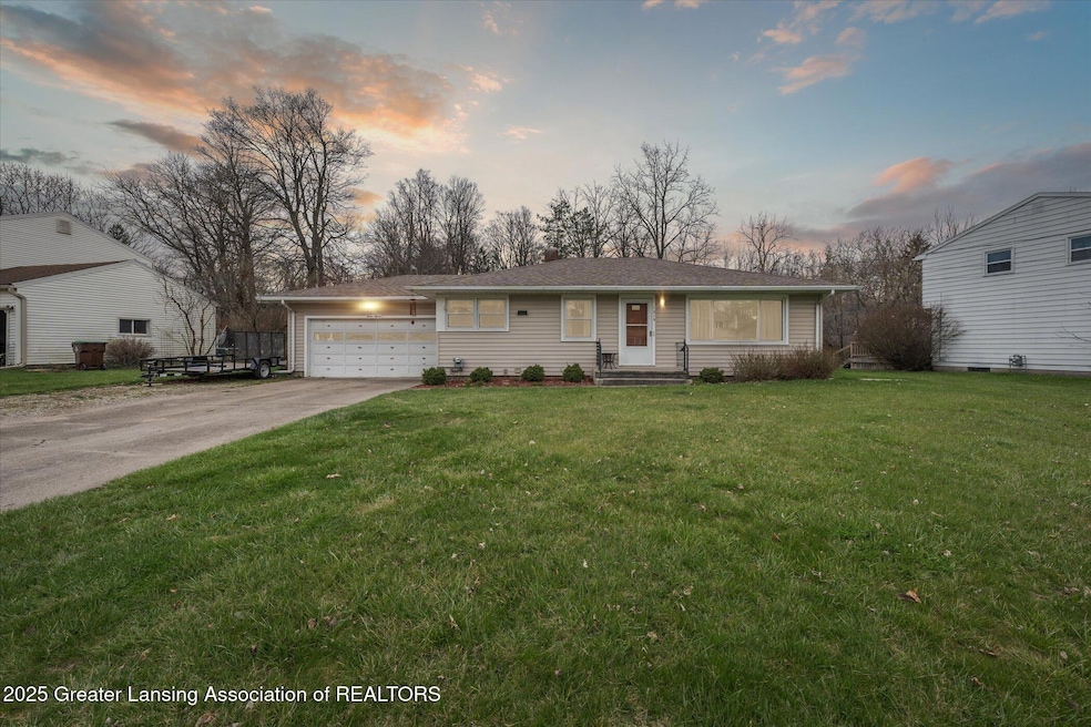 01-1215-Thomas-L-Pkwy-Lansing-MI-48917-W