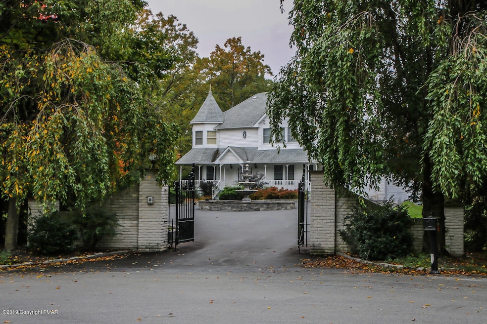 154 Raccoon Run, Effort, PA 18330 - photo 1