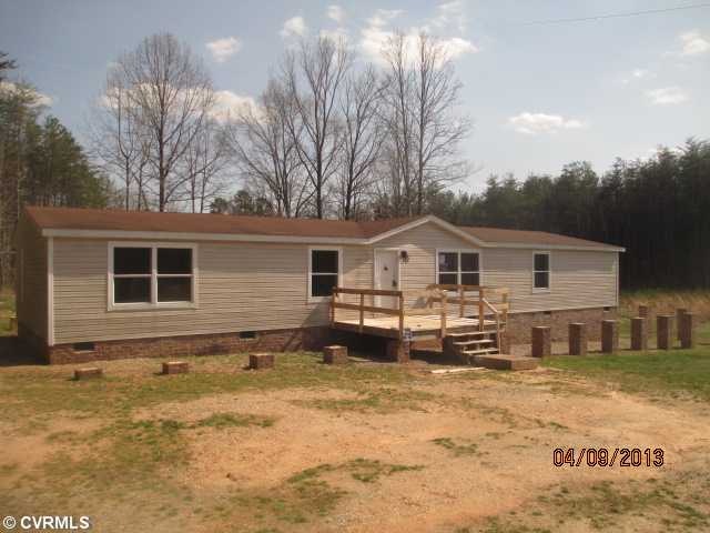 4101 Hidden Acres Dr, Louisa, VA 23093 - photo 1