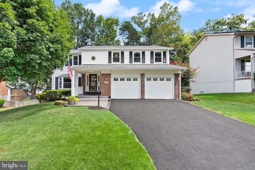 6117 Mountain Springs Ln, Clifton, VA 20124 - photo 1