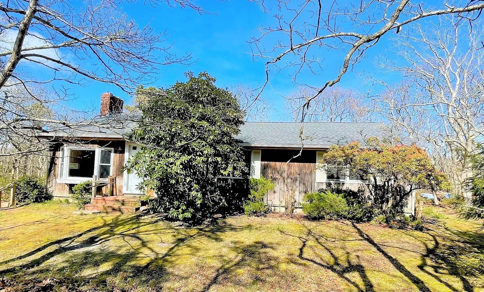 42 Marthas Rd, Edgartown, MA 02539 - photo 1