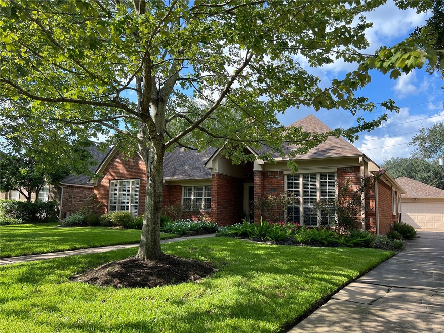 15718 Echo Lodge Dr, Houston, TX 77095 - photo 1