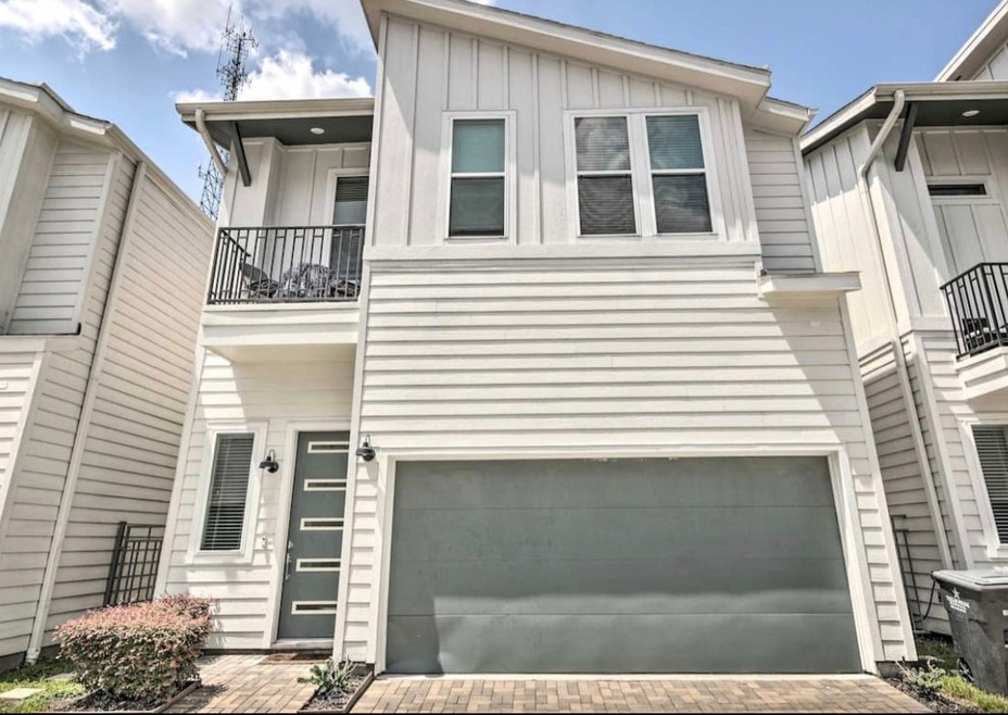 508 W Donovan St unit L, Houston, TX 77091 - photo 1