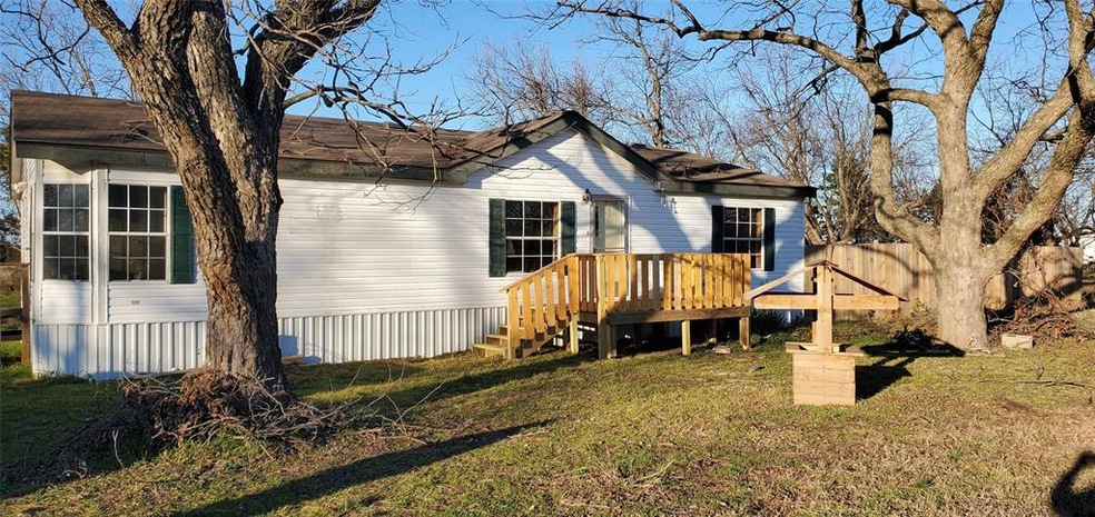 117 Pecan Orchard Rd, Denison, TX 75020 - photo 1