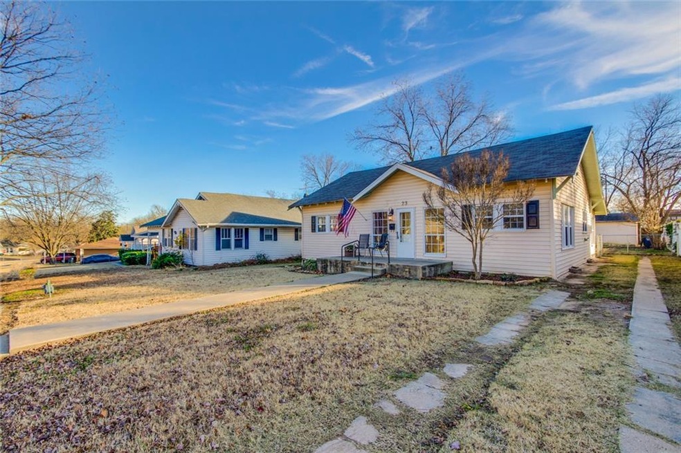 23 E Severn St, Shawnee, OK 74801 - photo 1