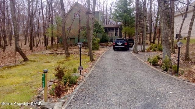 4125 Sycamore Ln, East Stroudsburg, PA 18301 - photo 1