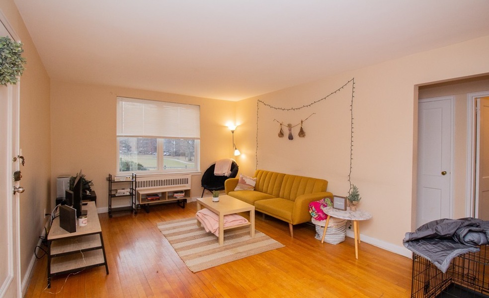 38 Dean Rd unit 1, Brookline, MA 02445 - photo 1