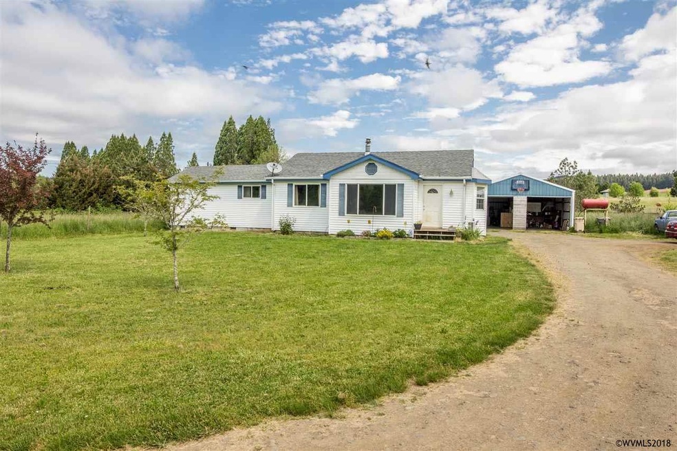 23957 Maxfield Creek Rd, Philomath, OR 97370 - photo 1