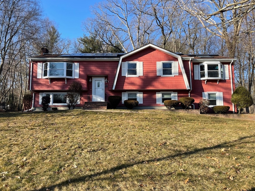 5 Gail Dr, Bellingham, MA 02019 - photo 1