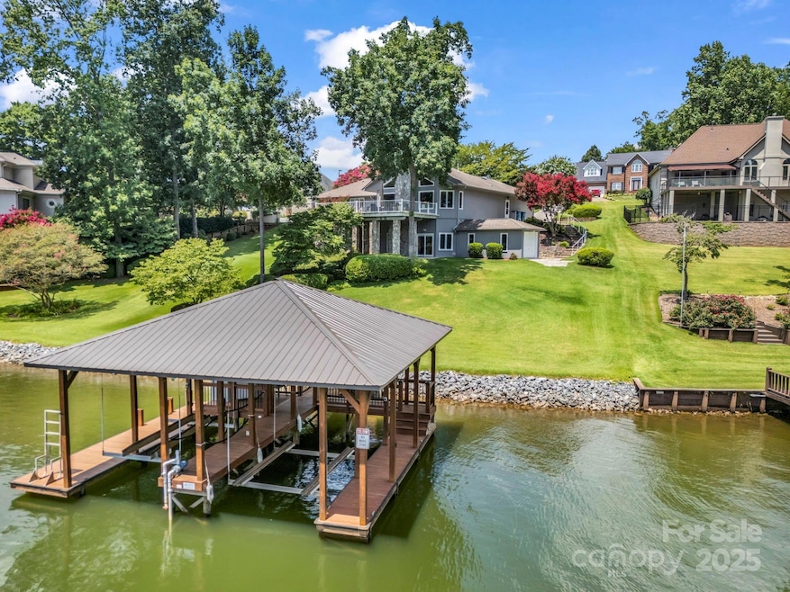 Sold $970,775 • Co-Listing Agent