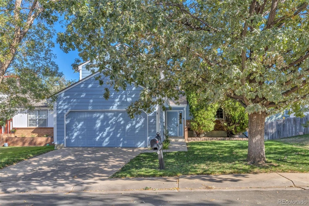 564 S Joplin St, Aurora, CO 80017 - photo 1