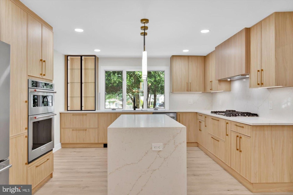 Under Contract $770,000