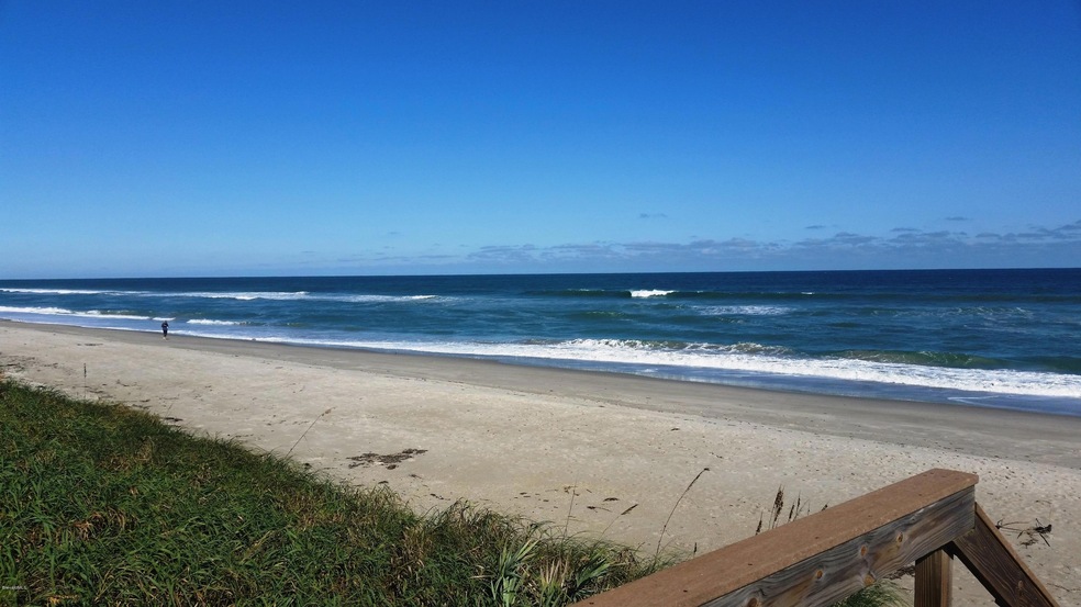 A-Ebb Tide Beach