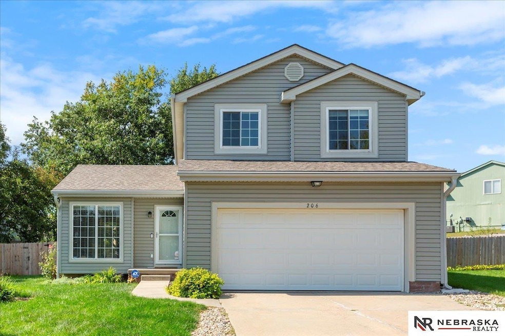 206 Sumter Cir, Papillion, NE 68133 - photo 1