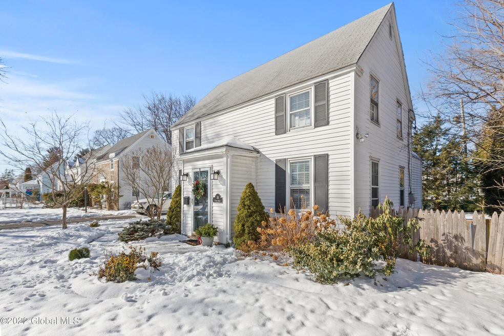 38 Victor St, Albany, NY 12206 - photo 1