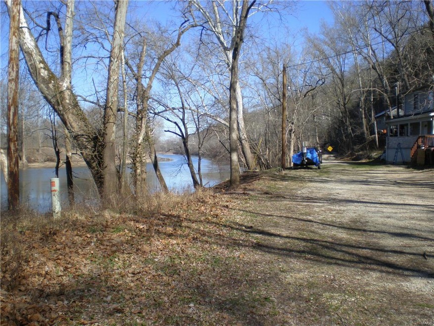 21675 Pd 8496, Newburg, MO 65550 - photo 1