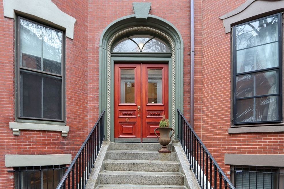 39 Upton St unit 2, Boston, MA 02118 - photo 1