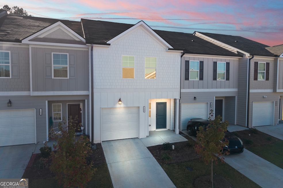 550 Buxton Rd, Hoschton, GA 30548 - photo 1