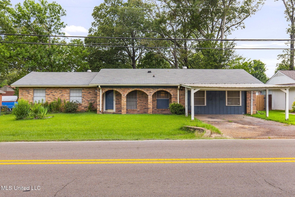 1-web-or-mls-3608 Old Brandon-1