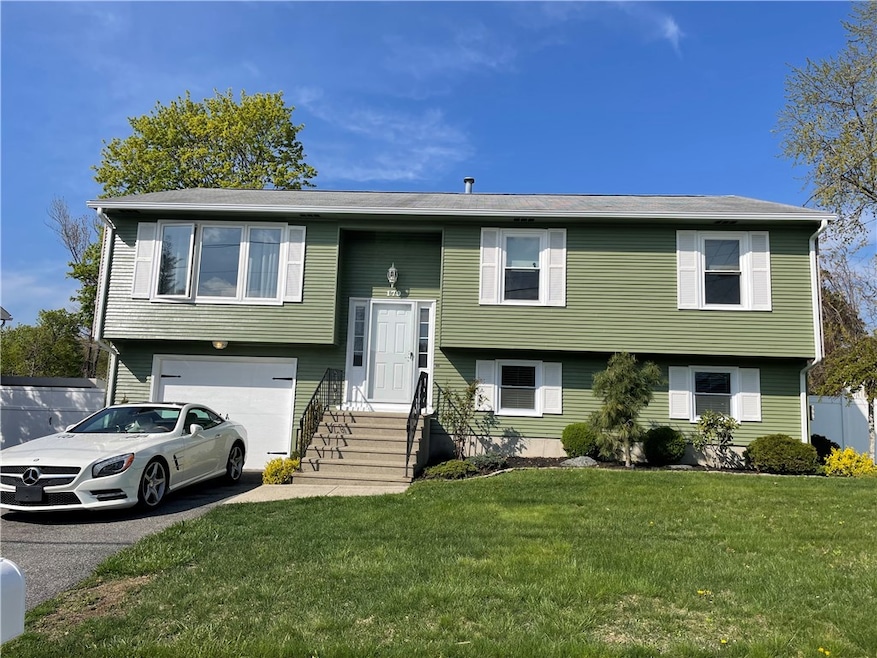 179 Wellspring Dr, Warwick, RI 02886 - photo 1