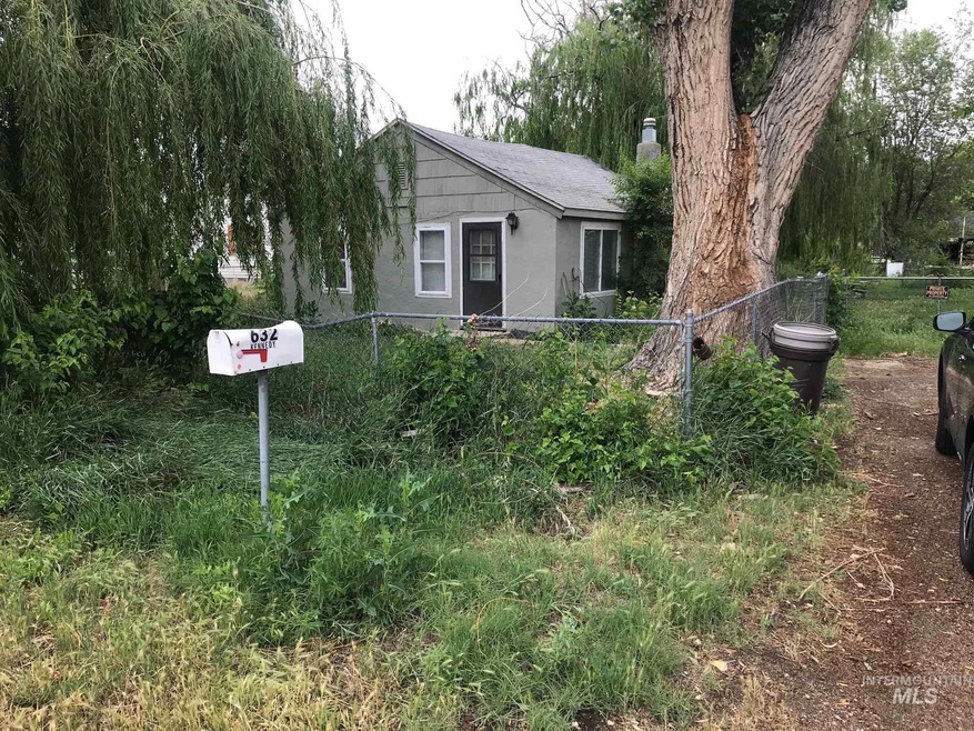 632 W California Ave, Homedale, ID 83628 - photo 1