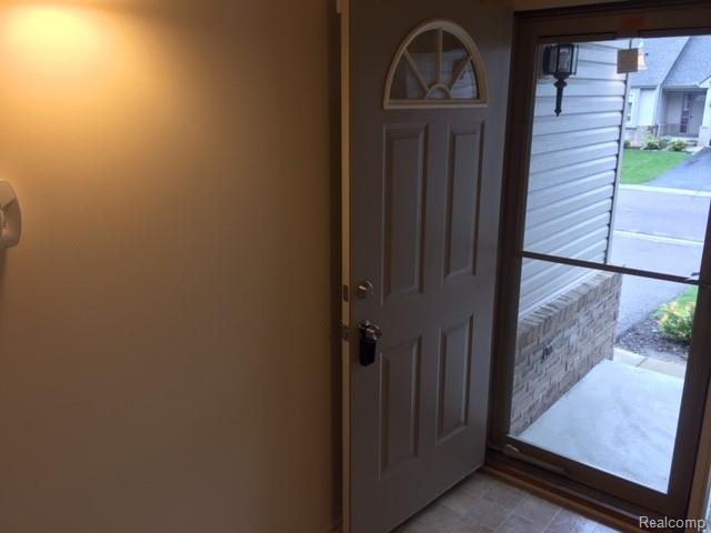 22007 Wilson St unit 130, Grand Blanc, MI 48439 - photo 1