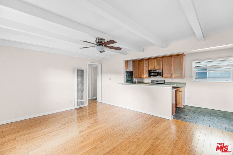 3996 Berryman Ave, Los Angeles, CA 90066 - photo 1