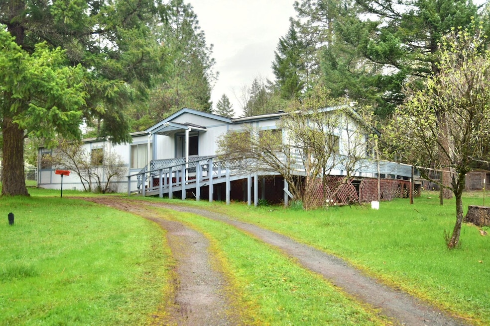 110 Terrace Oaks Ln, Merlin, OR 97532 - photo 1