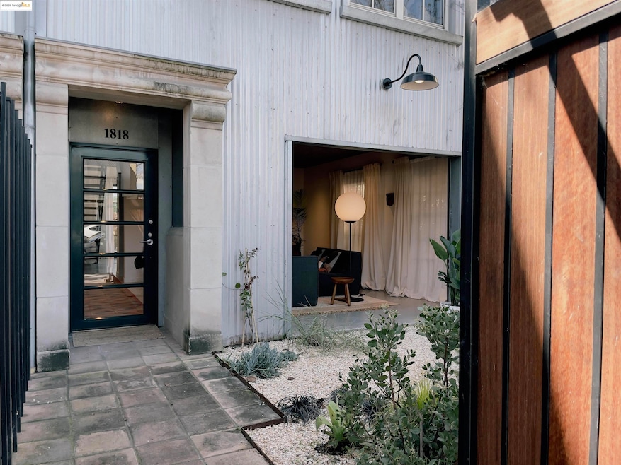 1818 Fifth St, Berkeley, CA 94710 - photo 1