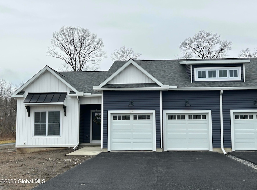 17 Kelts Farm Rd, Schenectady, NY 12309 - photo 1