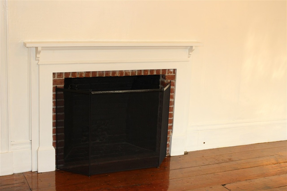 14 Exeter Rd unit 2, Newmarket, NH 03857 - photo 1